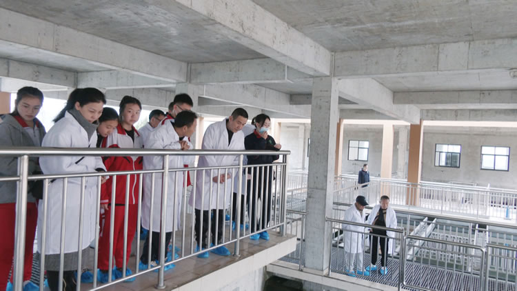 “一滴水的旅程” 水厂开放日